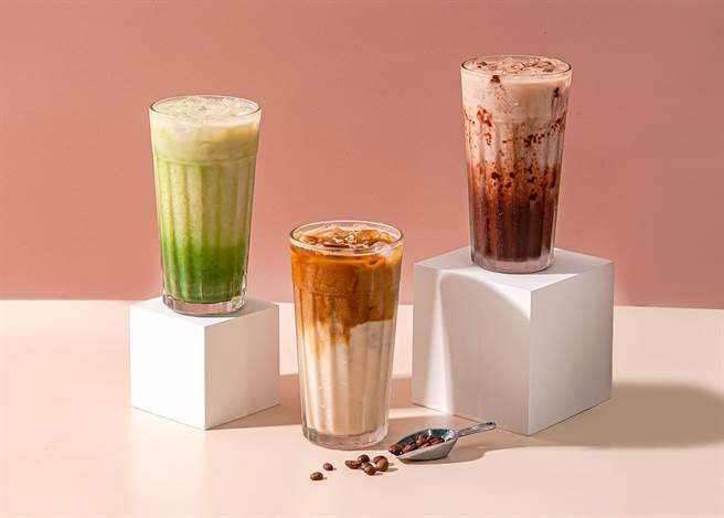 伯朗咖啡馆3款燕麦奶品项融入了咖啡、可可与抹茶。（金车提供）