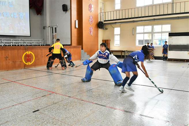 彰化市平和国小曲棍球队训练扎实，是国际赛事常胜军。（彰县府提供／孙英哲彰化传真）