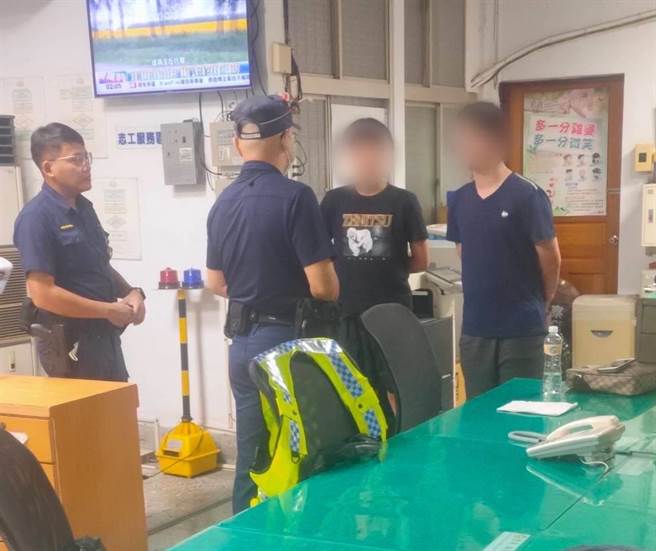 南投国中生来台南参加营队，竟深夜跷课徒步走山路，幸好警方获报后顺利找到人。（读者提供／张毓翎台南传真）