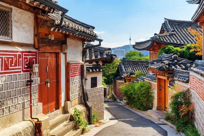韩国景点与美食多，融合时尚的都会风与歷史感的皇宫及佛寺，酷航推出台北飞首尔的低价机票吸客。（酷航提供）