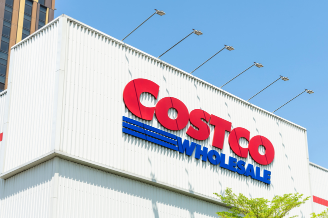 美式卖场好市多的品项眾多，吸引许多消费者光顾。（示意图／shutterstock）