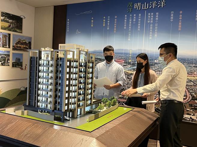 中科带动房市，5月初才进场的「茂洋晴山洋洋」新案，甚至有科技人揪团一口气买下10户。(林欣仪摄)