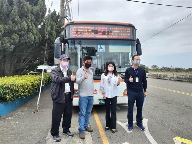 台中323路公车2月研拟从大肚延驶至南屯，交通局1日表示已通过审查，业者则表示积极筹办中。（本报资料照／潘虹恩台中传真）