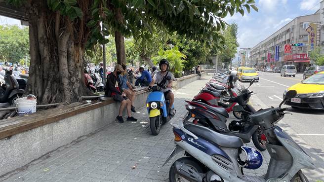 台东原乡部落偏爱肉感身材，女性讨喜、没有距离感；男性有分量、掌握话语权。（萧嘉蕙摄）