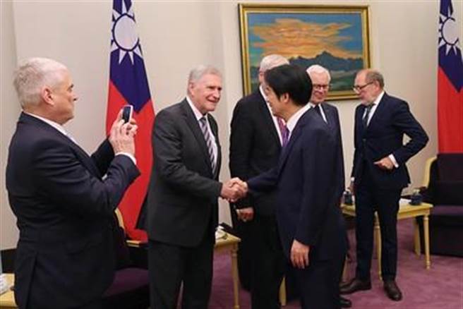 （总统府提供）