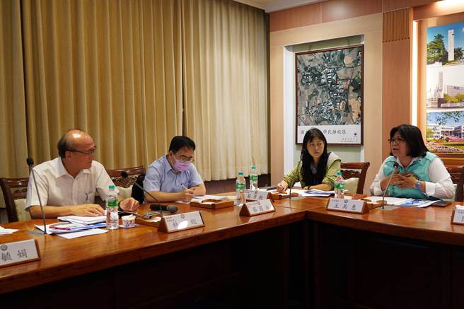 在立法委员王美惠邀集下，立法院教育及文化委员会今下午到嘉义市考察。（王美惠服务处提供/吕妍庭嘉义传真）