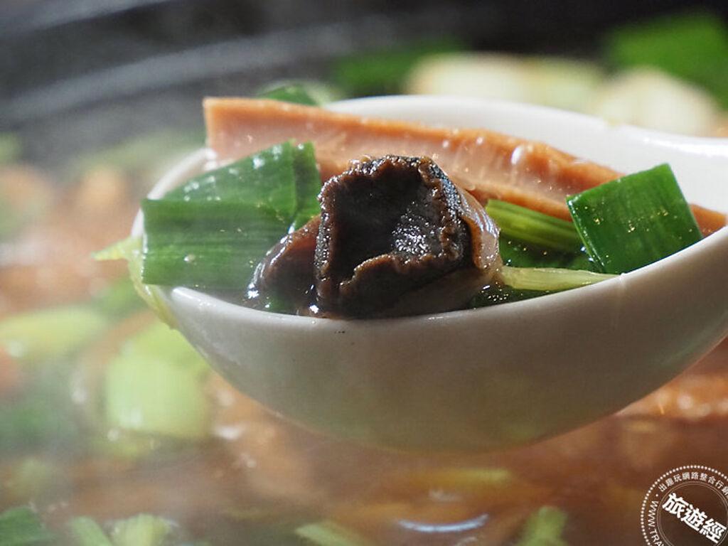 酒家菜經典魷魚螺肉蒜。（旅遊經提供）