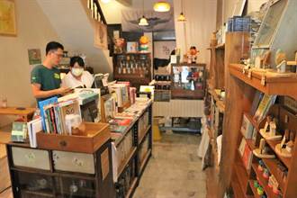 返鄉打造獨立書店「小沐屋」 藏身農村用書打破與世界的隔閡