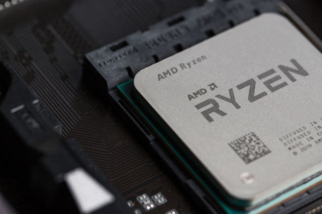 外媒称超微想要夺走辉达的「AI皇冠」。（示意图／达志影像）