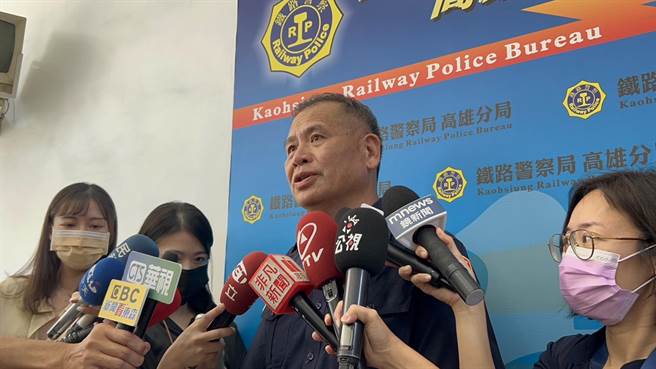 台铁南区工程处63岁男姓加油站员，昨日遇害身亡，警方指出，疑似熟人同事所为，不排除洪上班就已遇害。（崔正纲摄）