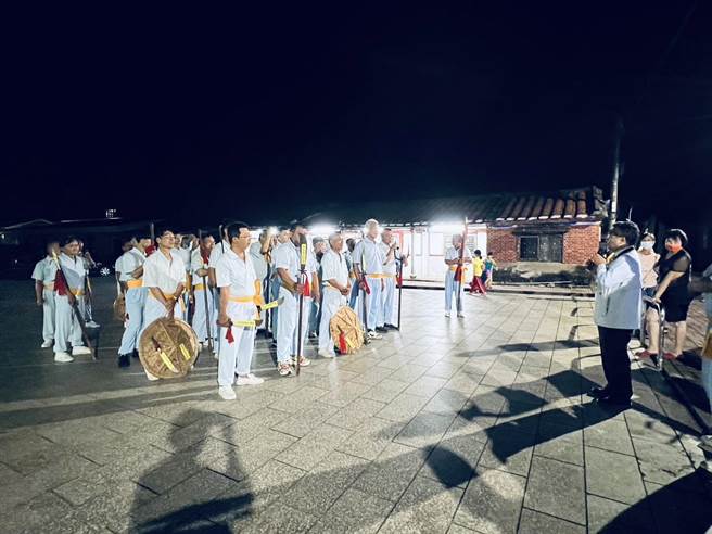 鹿田宋江阵今年復阵成军，4日将在东势社区活动中心首度公开演出。（鹿田里长黄汉威提供／程炳璋台南传真）