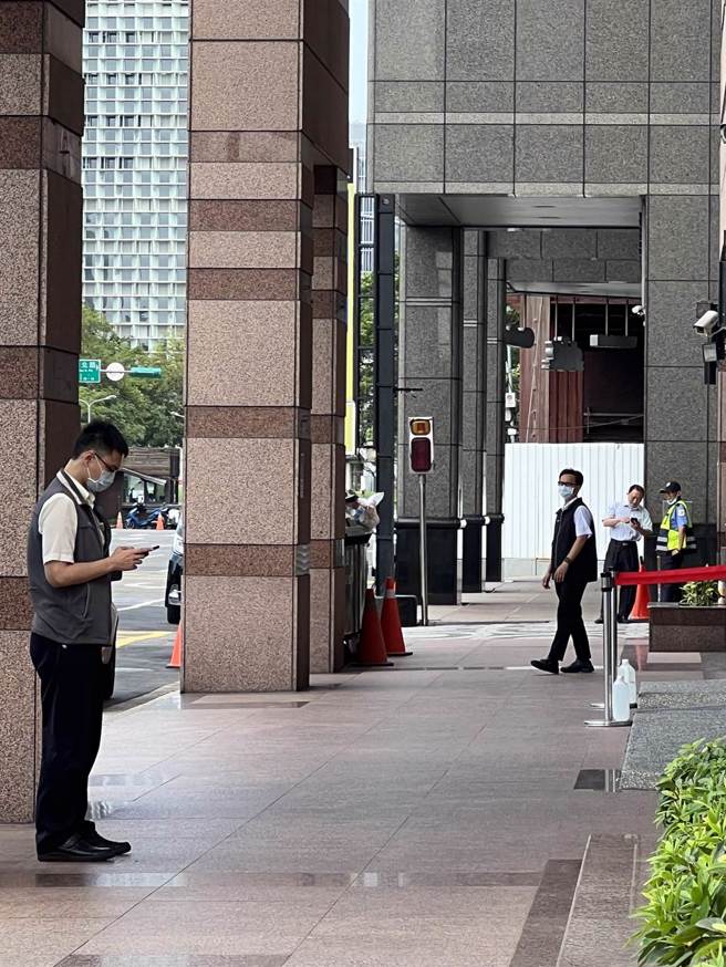 民进党性骚案延烧 赖清德震怒赴党中央  相关加害者开除党纪、移送法办。曾薏苹摄