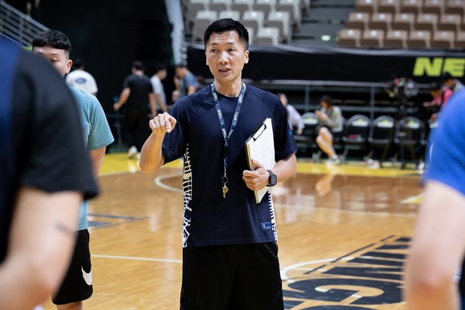 勇士总教练许晋哲。(PLG提供)