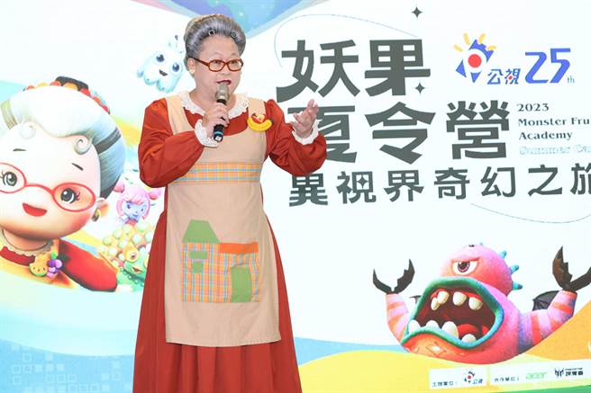 「水果奶奶」赵自强復胖10公斤，体态圆润许多。（公视提供）