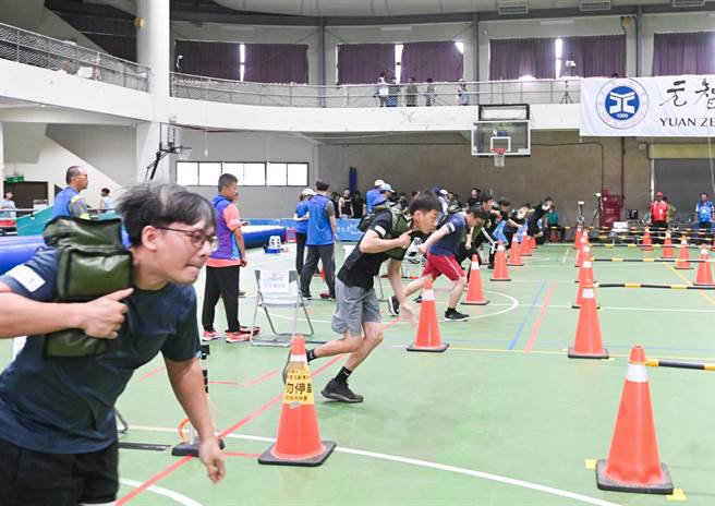桃园市今年清洁队员对外招考体能测验，6月3至4日共2天，在元智大学体育馆登场。（桃园市政府提供／蔡明亘桃园传真）