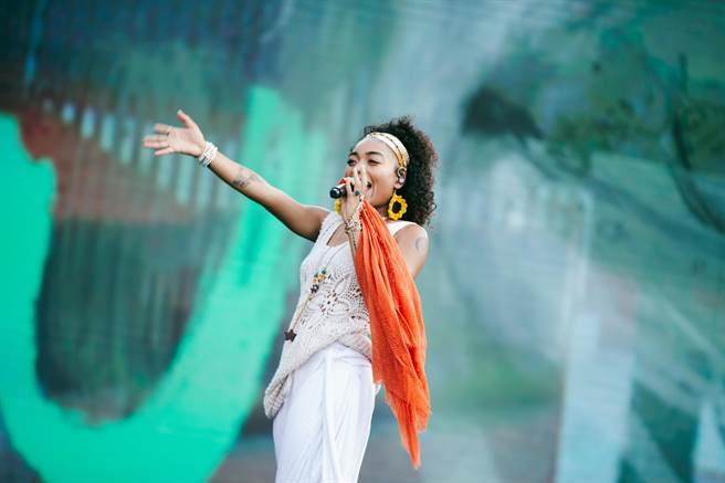 UMI一现身带领全场观眾「冥想」。（Wonderful Entertainment Asia提供）