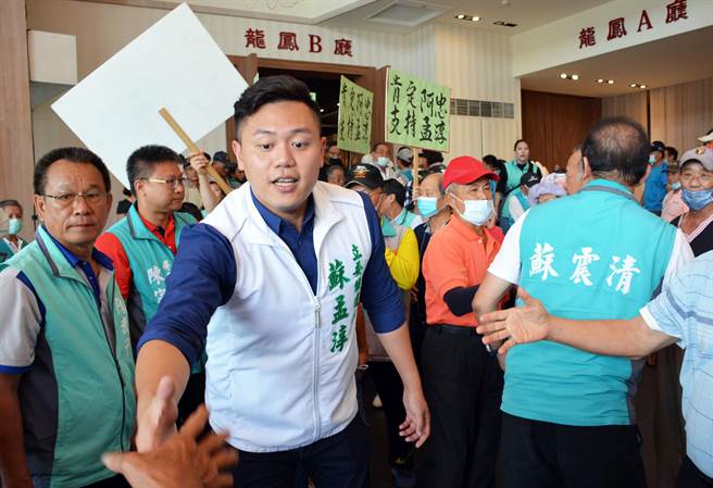 苏震清无法连任，苏孟淳确定代父出征、正式宣布参选屏南立委。(林和生摄)