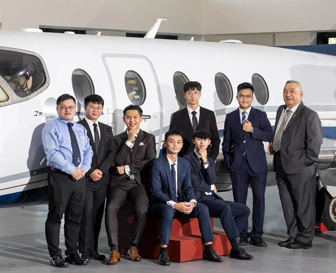 朝阳科大斥资7亿设立航空学院，飞航系建置完整的飞航设备，为想成为机师的学子圆梦。（朝阳科大提供／陈淑芬台中传真）