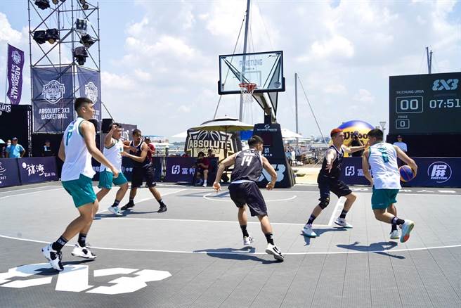 首场ABSOLUTE 3x3联盟赛，屏东热血登场。(屏县府提供)