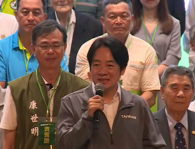 民进党主席、副总统赖清德（中）针对两岸关系发表看法。（李京升摄）