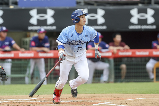 富邦悍将王正棠。（陈麒全摄）