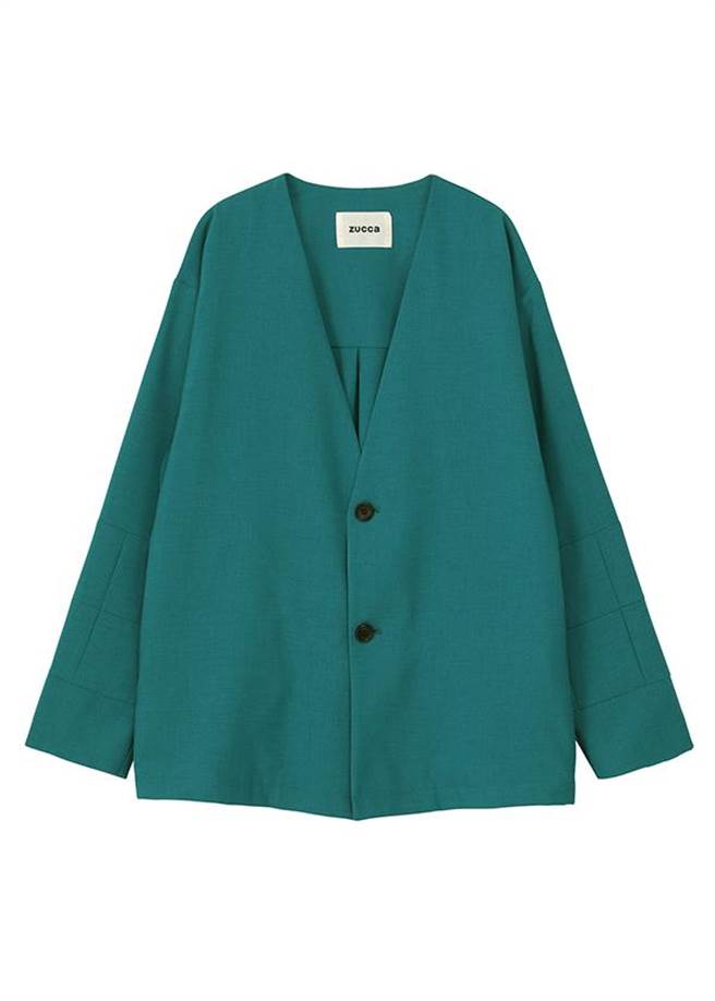 ZUCCa抗侯方格V领长版外套，1万4200元。（ZUCCa提供）