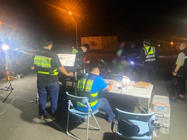 台中市政府警察局乌日分局自今年4月26日起执行取缔稽查工作，统计至5日下午4点，已通报2034件改装噪音车辆上传至噪音检举网。（乌日警分局提供／潘虹恩台中传真）