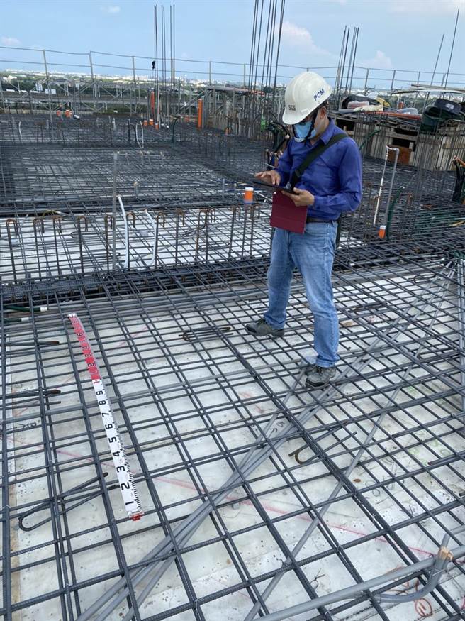 「晶悦首发」聘请国际间最具公信力的SGS为公设区域做全方位检验。（柯宗纬翻摄）