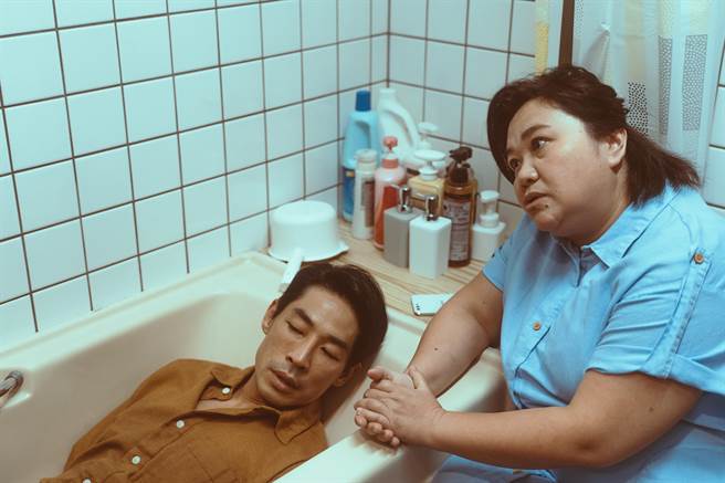 蓝钧天在《最佳利益3》差点被妻子锺欣凌陷害溺毙。（群之噰传播提供）