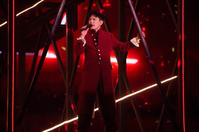 张信哲的「未来式2.0演唱会」近期在大陆各大城市巡演。（潮水音乐提供）