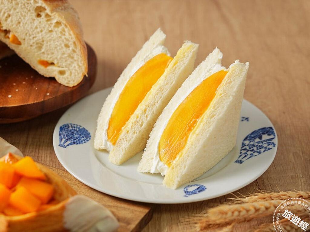 夏日早餐首選「芒果King」開啟消費者一整天滿滿活力，銅板價1入50元。（圖／普諾麵包坊提供）