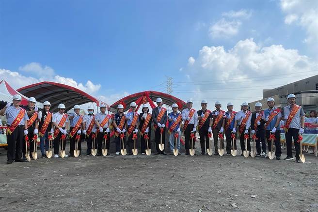 云林区渔会麦寮办事处今天动土新建.。（周丽兰摄）