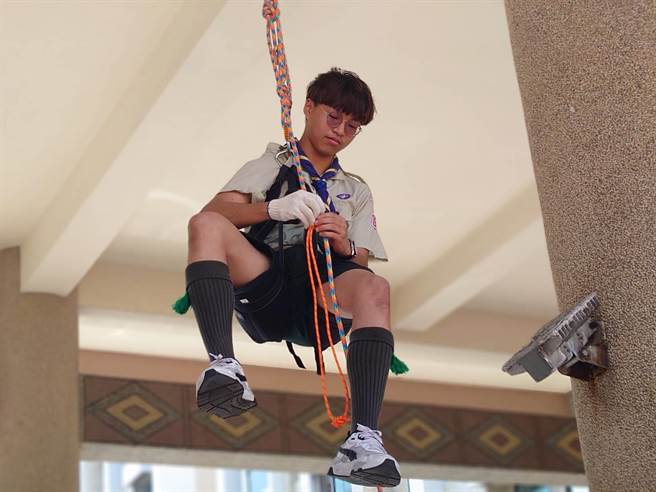 ▲现场也有国中童军攀树技能体验活动。（基隆市政府提供／徐佑升基隆传真）