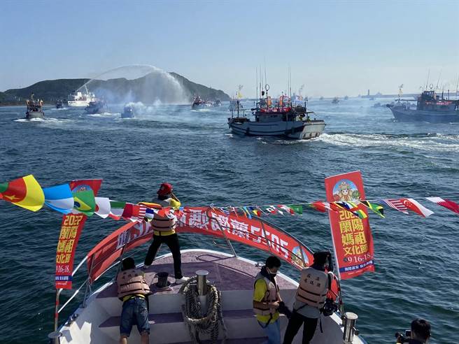 2022年兰阳妈祖文化节海上盛况。（吴佩蓉摄）