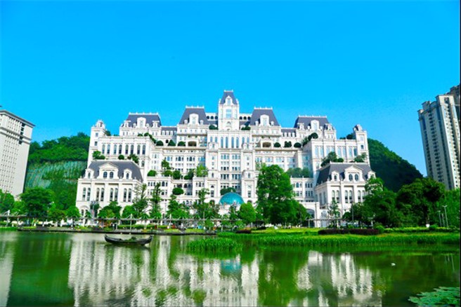 貴陽花果園公館，有貴陽白宮之稱。（圖／旺北蹇金津提供）