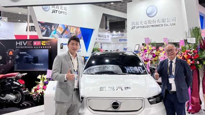 林传凯目前手握全球前三大汽车后座娱乐系统商凯锐光电，以及VOLVO凯锐汽车。（图／翻摄自JETOPTO脸书）