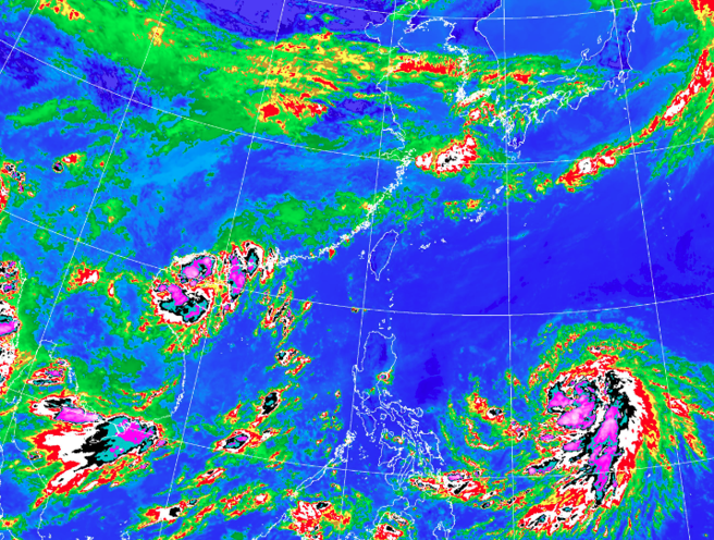 下周一起台湾陷入低压带内，下雨机会高，同时南海的季风低压槽中可能发展出扰动系统，有可能增强成热带性低压或颱风影响台湾。图为卫星云图，(翻摄自气象局)
