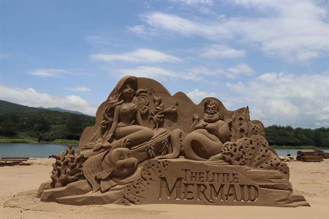 福隆国际沙雕季即将于9日起展开，今年主题是「迪士尼百年庆典」。（福容大饭店提供／张志康新北报导）