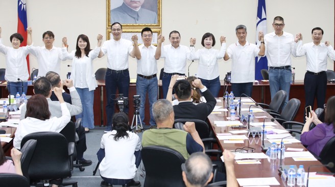 国民党7日中常会介绍党内立委被提名人选，包括桃园市第5选区吕玉玲、高雄市第6选区陈美雅，徵召屏东县第1选区黄明贤、台东县选区黄建宾、澎湖县选区吴政杰等5位。（姚志平摄）