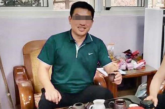 南投女子在PTT贴文自曝28年前、就读国小六年级遭狼师强吻，该狼师已升任校长。县府教育处责令该校长请假接受调查。（民眾提供／杨静茹南投传真）