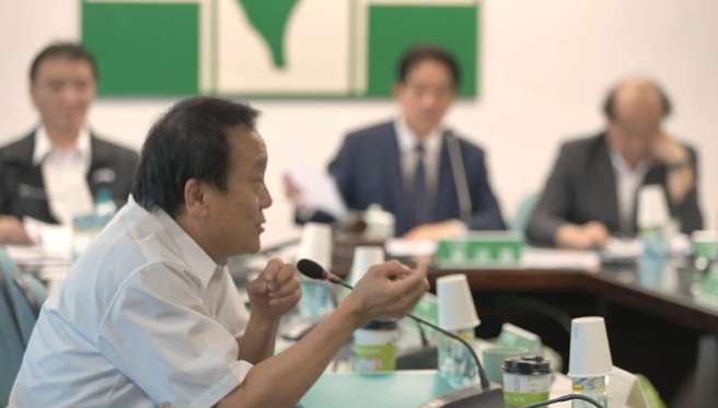 朱敬一：民进党「民主大联盟」的形成，并非利益的结合，是朝共同目标一起努力。（曾薏苹翻摄）