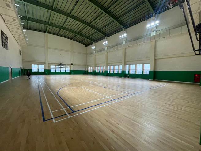 桃园市观音国民运动中心位于大潭桃科一路、桃科三路口，馆内设施多元，预计7月10日开幕营运。（体育局提供／蔡明亘桃园传真）