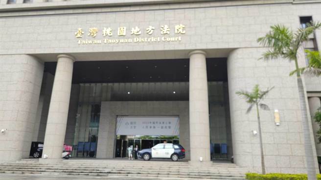 黎姓男子去年2月驾驶大货车在桃园龙潭发生车祸，员警到场后发现黎男酒驾开单，他事后也被吊销驾照2年，桃园地院认为员警有瑕疵，撤销原处分。（赖佑维摄）