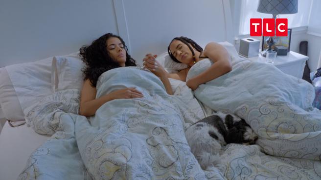 法兰西雅、宝拉母女表示在床上冥想是她们的快乐时光之一。（TLC提供）