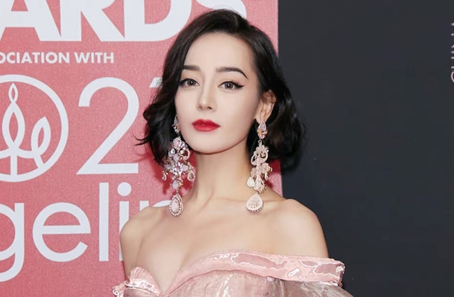 迪丽热巴新剧开播，引起不少讨论。（图/达志影像）