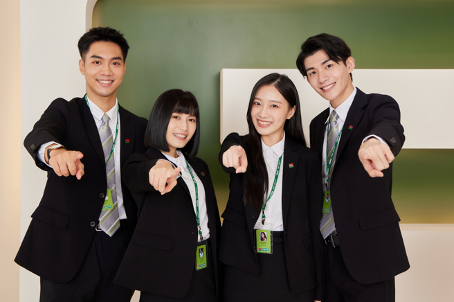 信义房屋屡获国内外奖项、长期致力ESG领域，无论在薪资、发展性，甚至「工作地点离家近」等面向，都提供新鲜人相应的待遇。（图/信义房屋 提供）