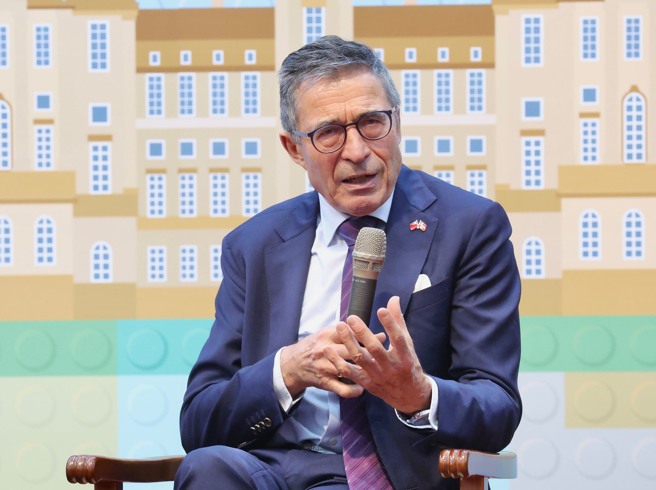 北约前秘书长拉斯穆森曾于今年1月访台，提到欧洲国家也能在助台防卫上提供一臂之力。（图／中央社）