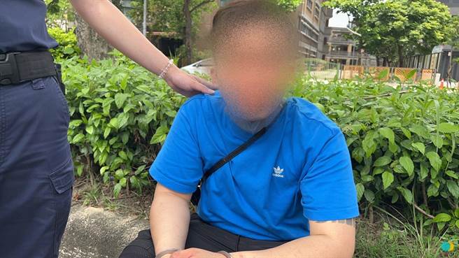 林男虽企图逃逸，但最后仍遭警方逮补。（警方提供）
