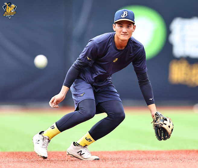 中信兄弟拉上内野手马钢。（中信兄弟提供）