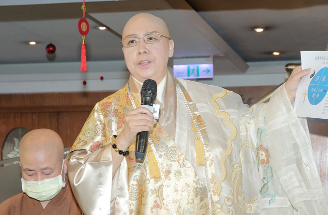 恒述法师先前自曝被骗当担保人，扛了4000万债务。（图／中时资料照片）